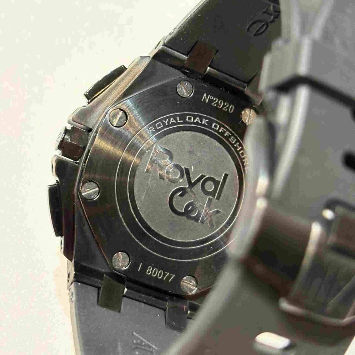 ساعت مردانه اودمار پیگه کرنوگراف Royal Oak Offshore بند پیو مشکی - تصویر 3